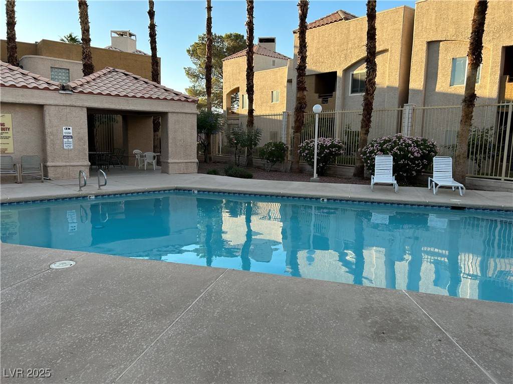 6865 Tamarus ST #202, Las Vegas, NV 89119