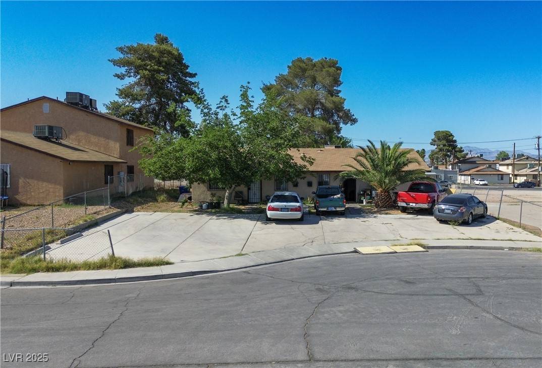 North Las Vegas, NV 89030,4 Britz CIR