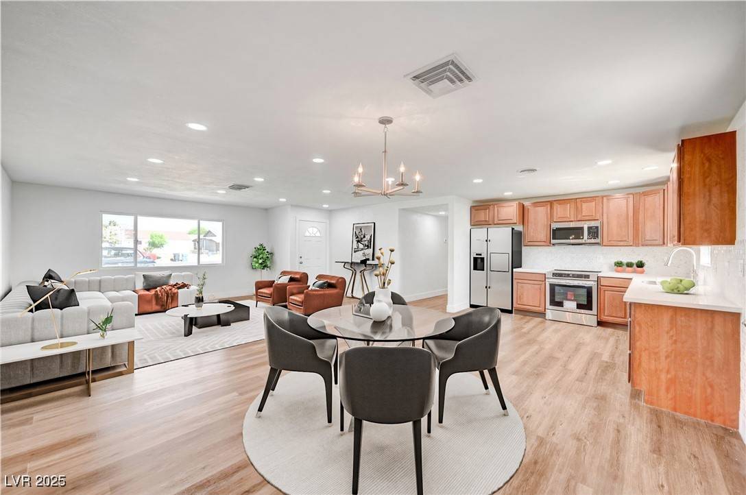 929 Center ST, Henderson, NV 89015