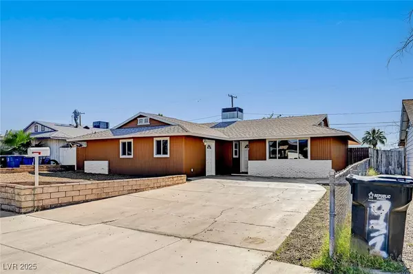 Henderson, NV 89015,929 Center ST