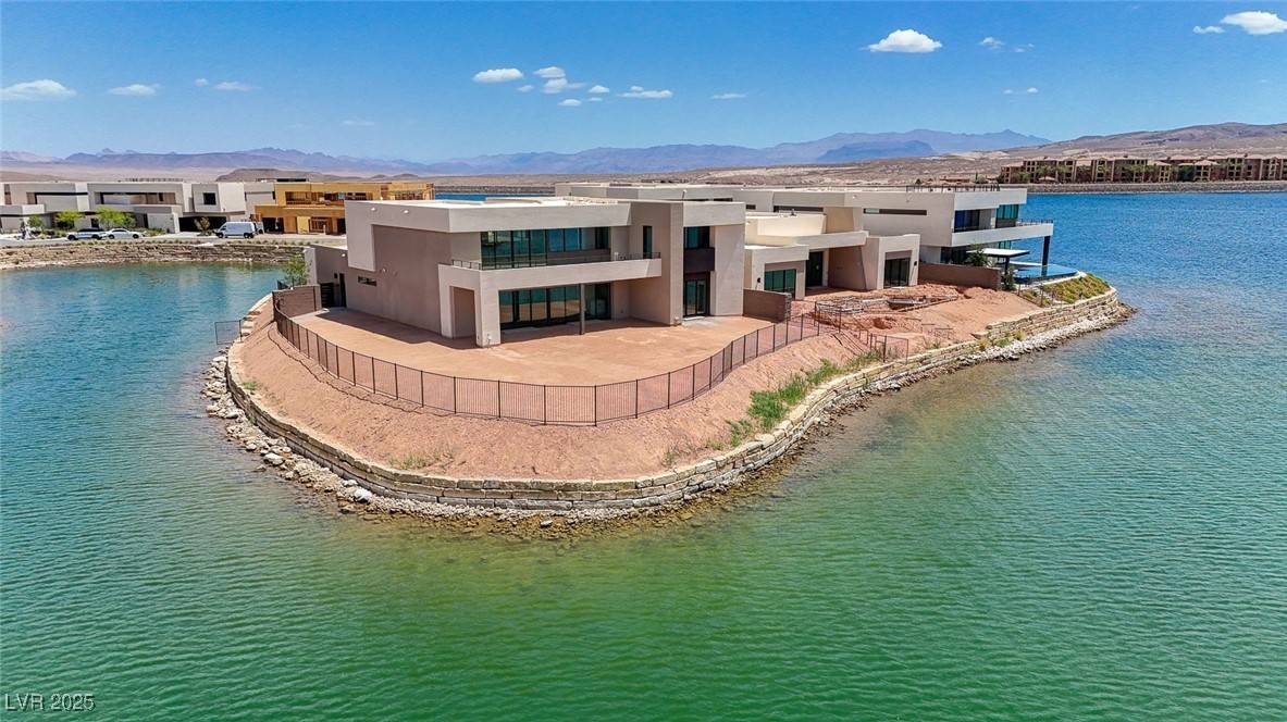 Henderson, NV 89011,1600 Pleasant Bay CT
