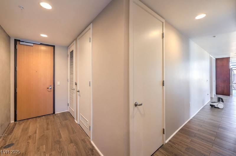 Las Vegas, NV 89101,353 E Bonneville AVE #379