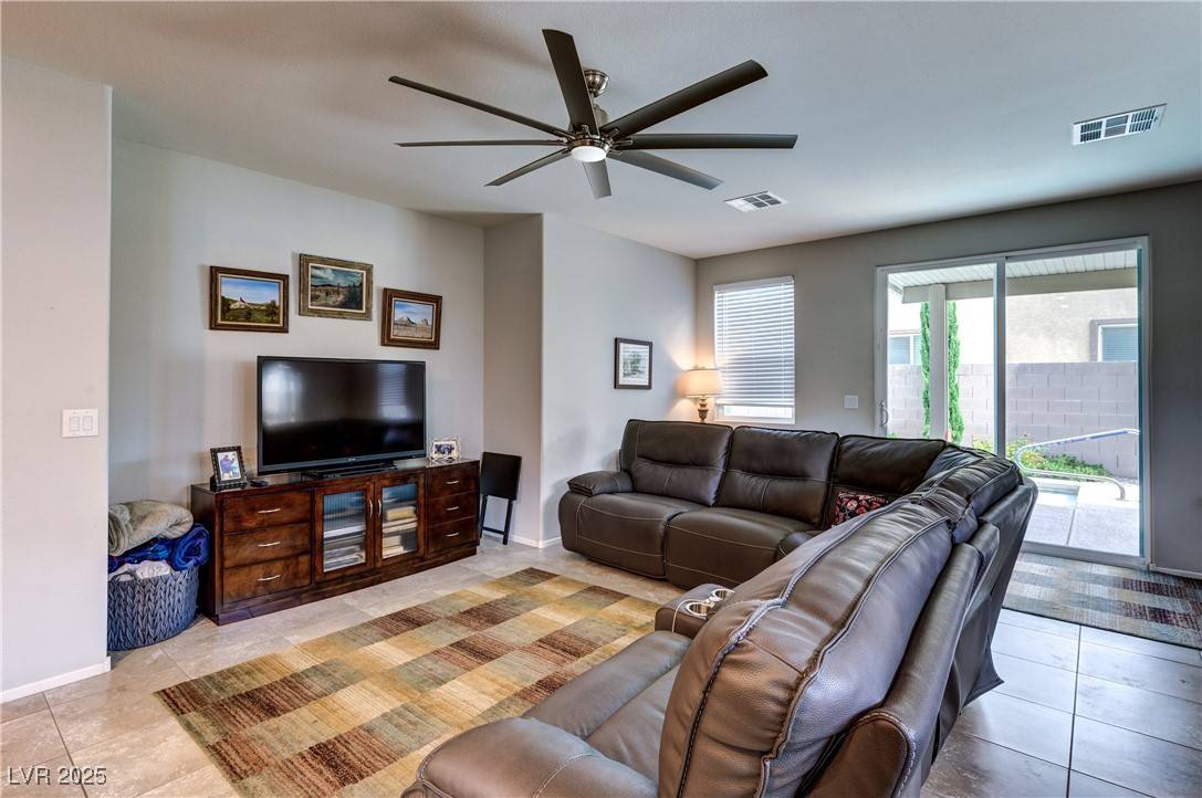 Las Vegas, NV 89130,5854 Olivine Falls AVE