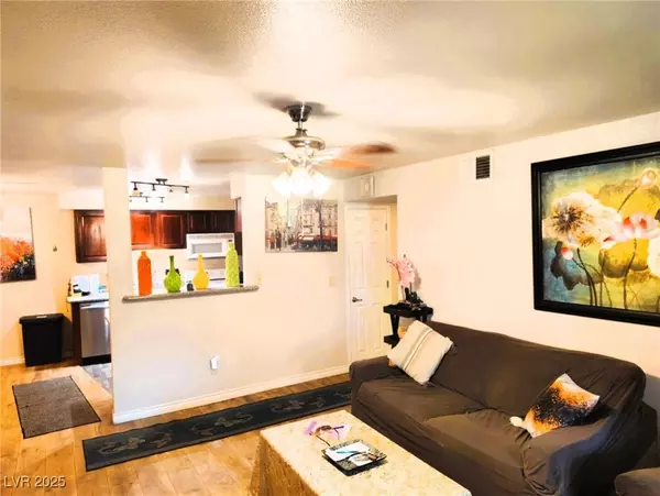 Las Vegas, NV 89108,2451 N Rainbow BLVD #2073