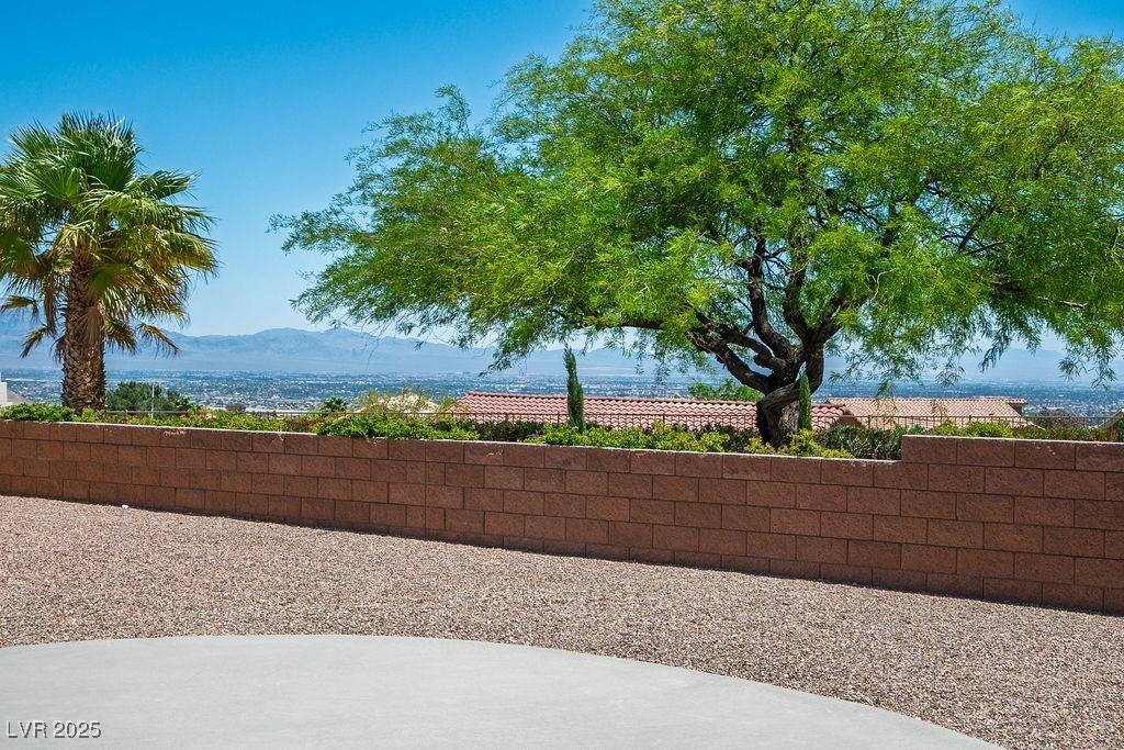 Las Vegas, NV 89134,10720 Bennington CT