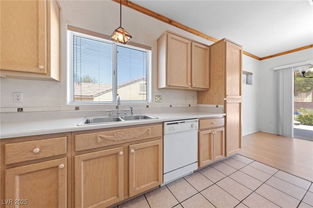 Henderson, NV 89052,2537 Terrytown AVE