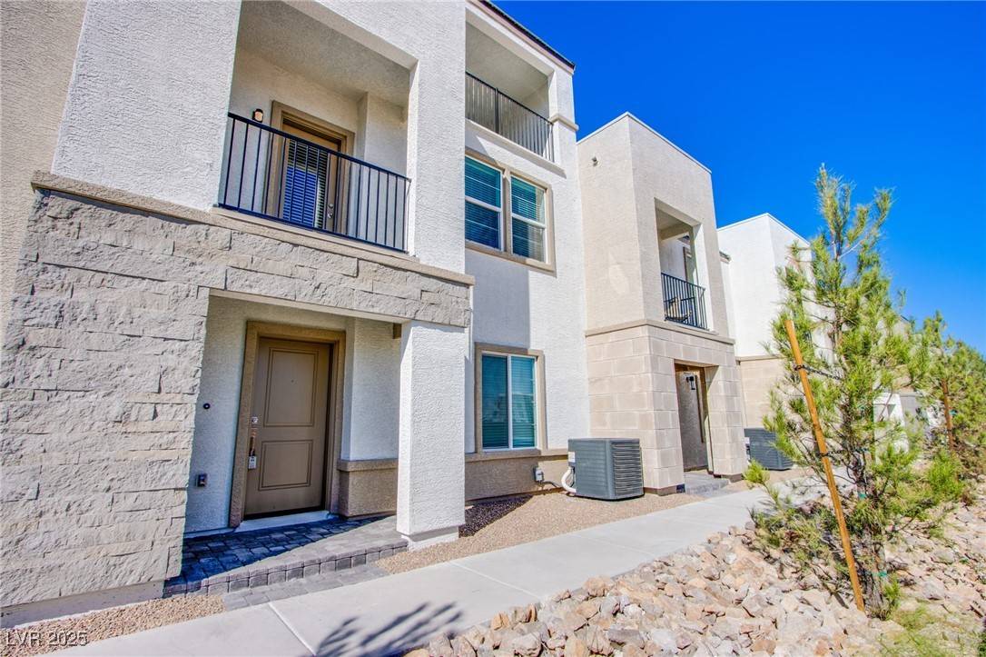 6288 Dolosonte ST, Las Vegas, NV 89113