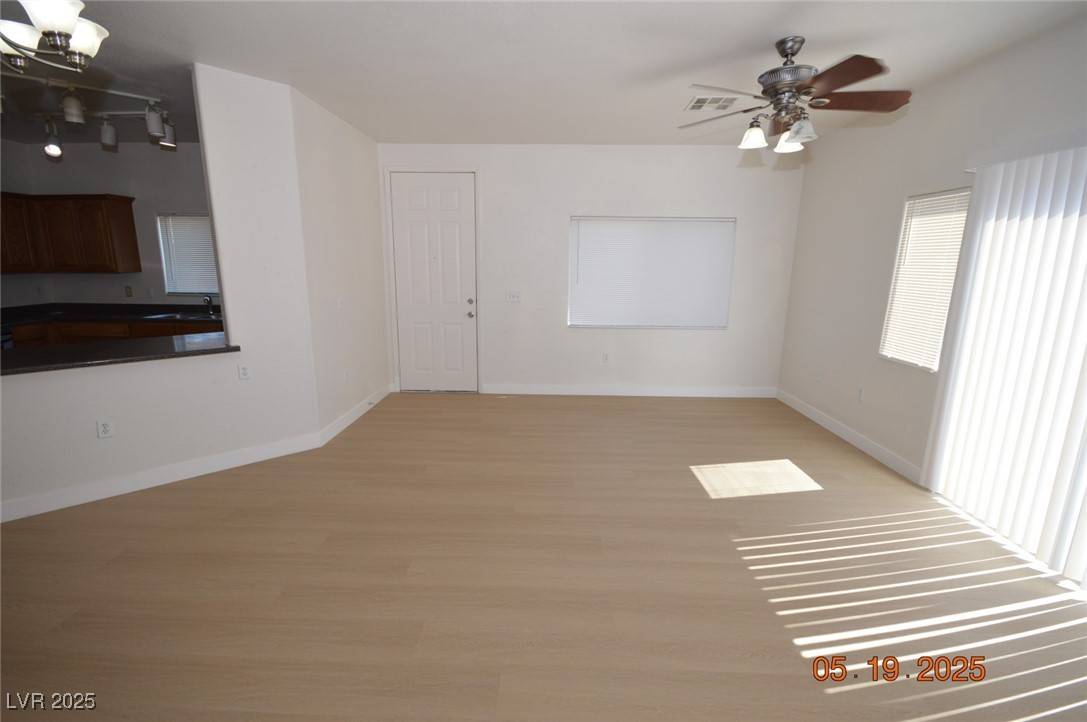 North Las Vegas, NV 89081,6321 Desert Leaf ST #101