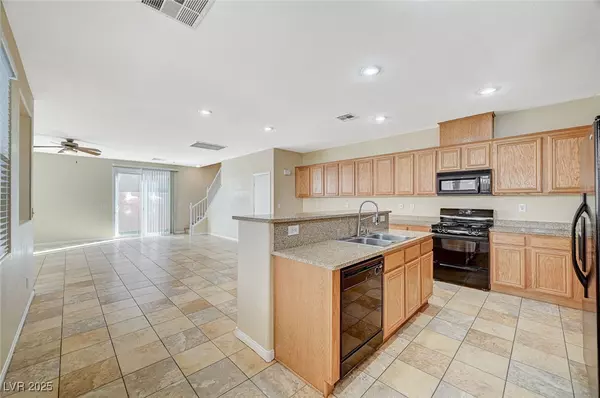 Las Vegas, NV 89118,6255 W Arby AVE #258