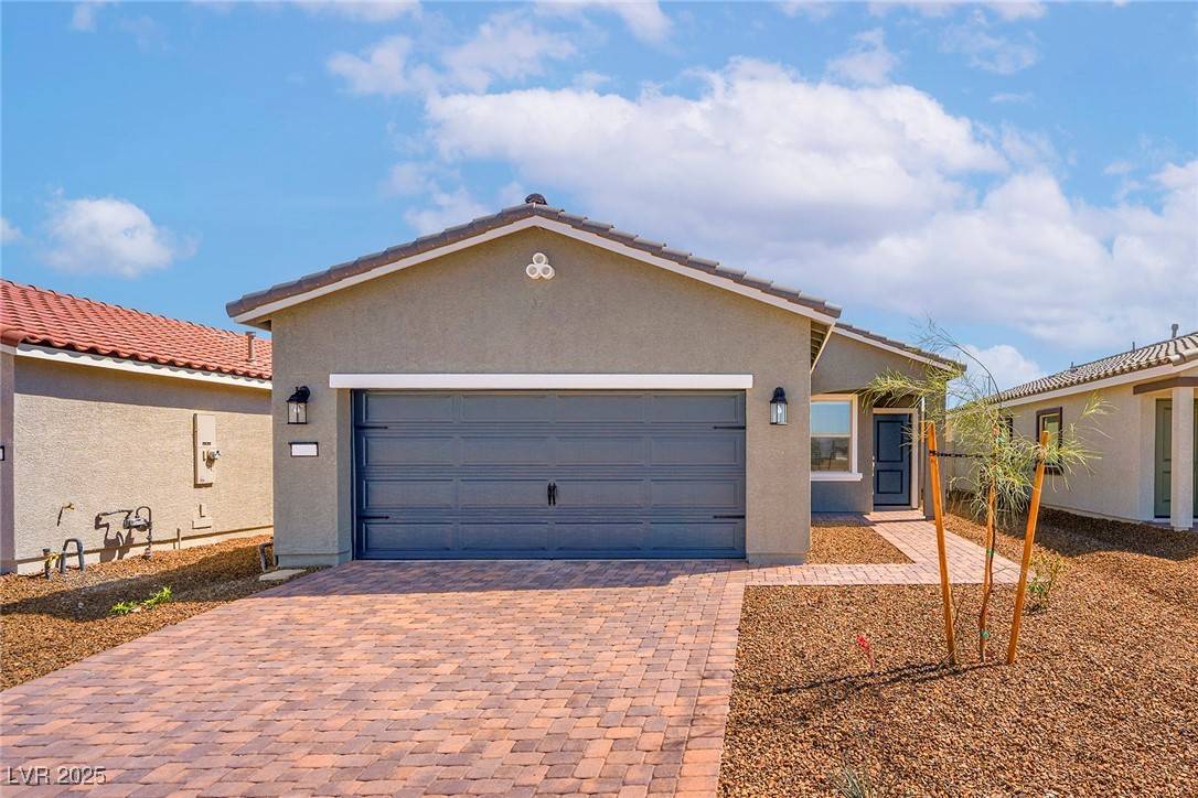6761 Violet Cascade AVE, Las Vegas, NV 89156