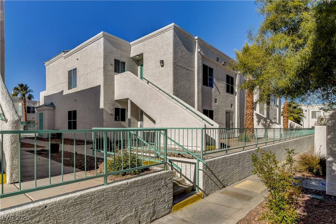 Las Vegas, NV 89145,7100 Pirates Cove RD #1033