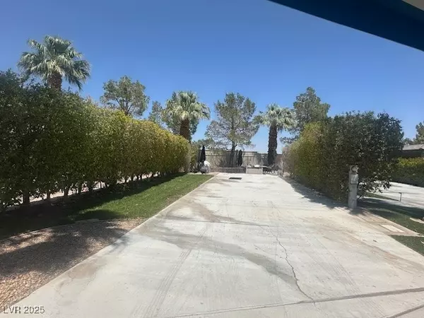 8175 Arville ST #11, Las Vegas, NV 89139