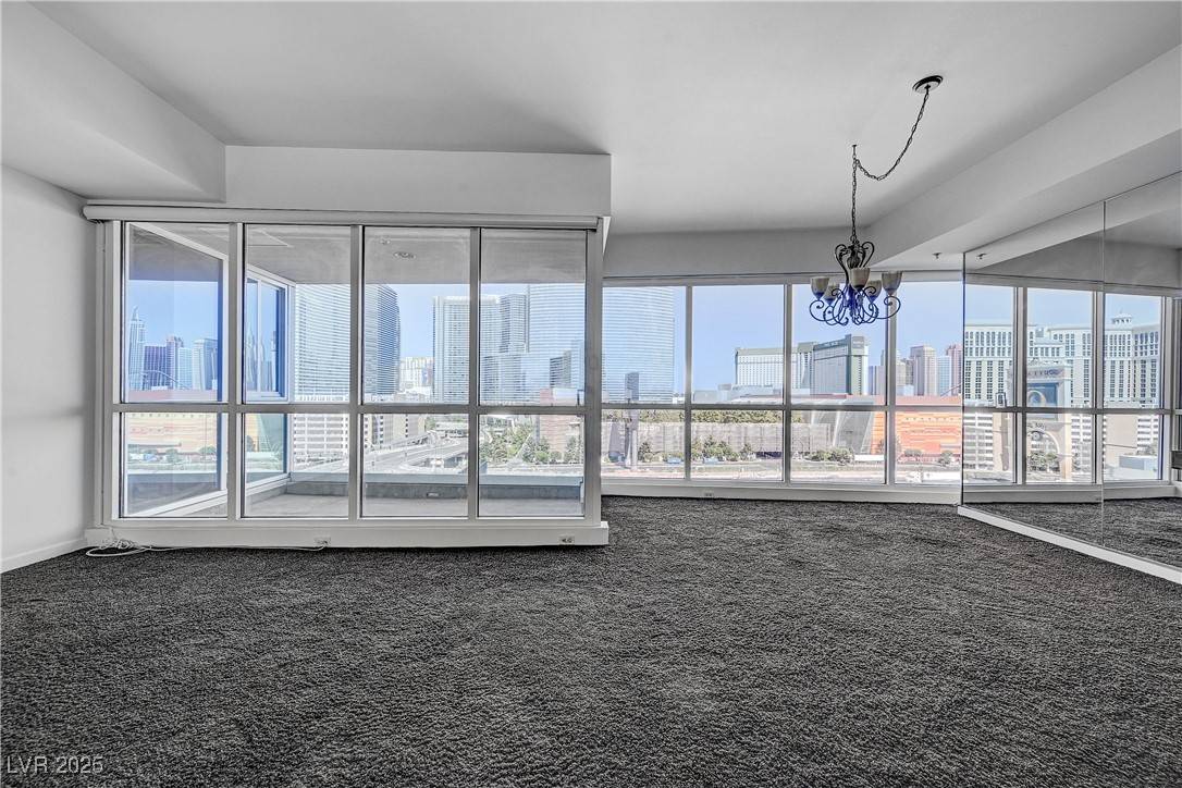 Las Vegas, NV 89103,4525 Dean Martin DR #909