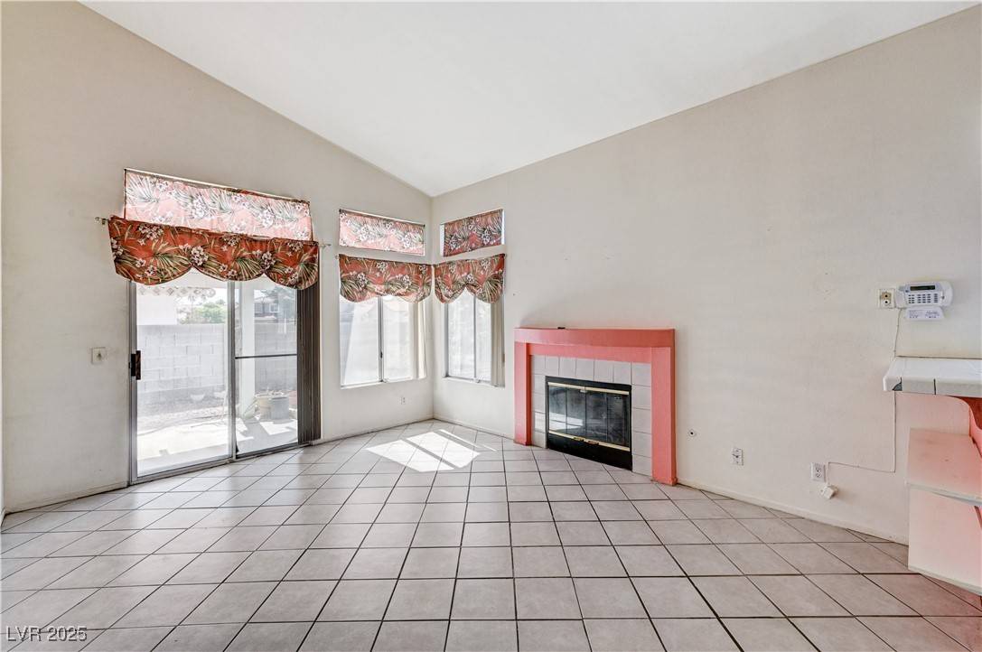 North Las Vegas, NV 89031,5016 Jacarilla LN