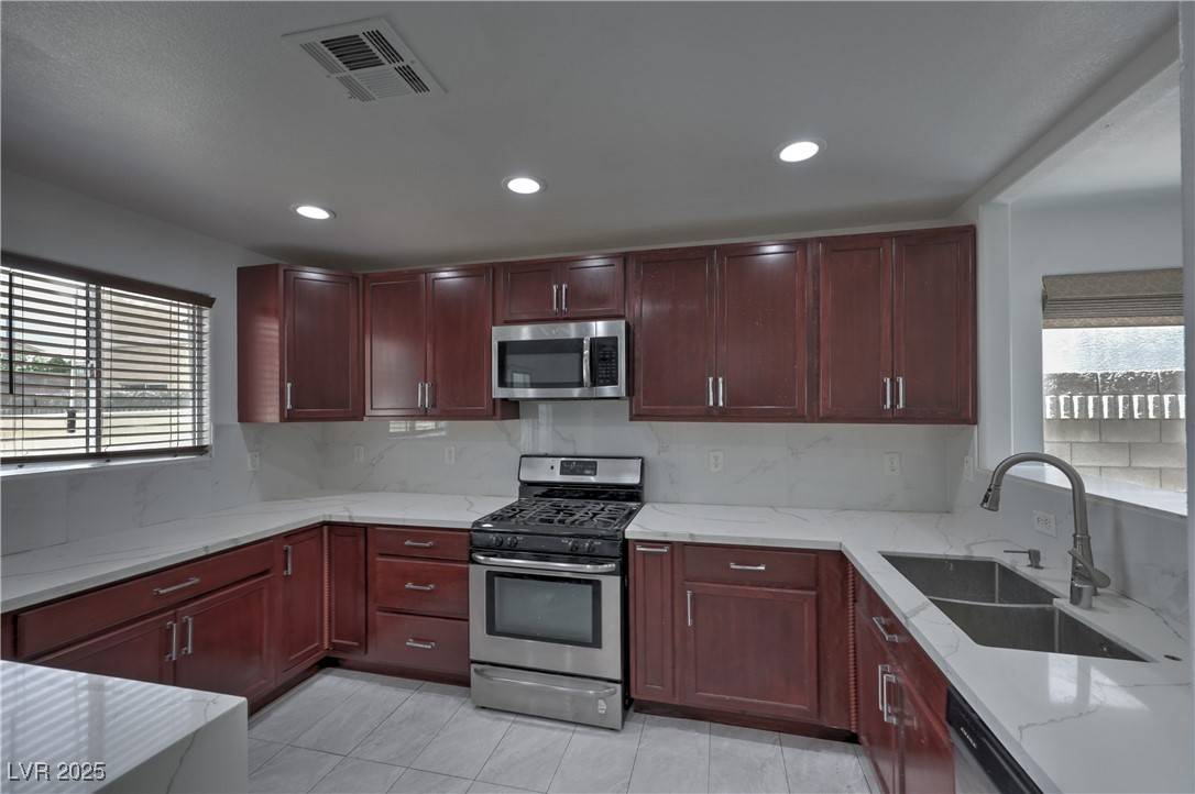 Las Vegas, NV 89183,1069 Coronado Peak AVE