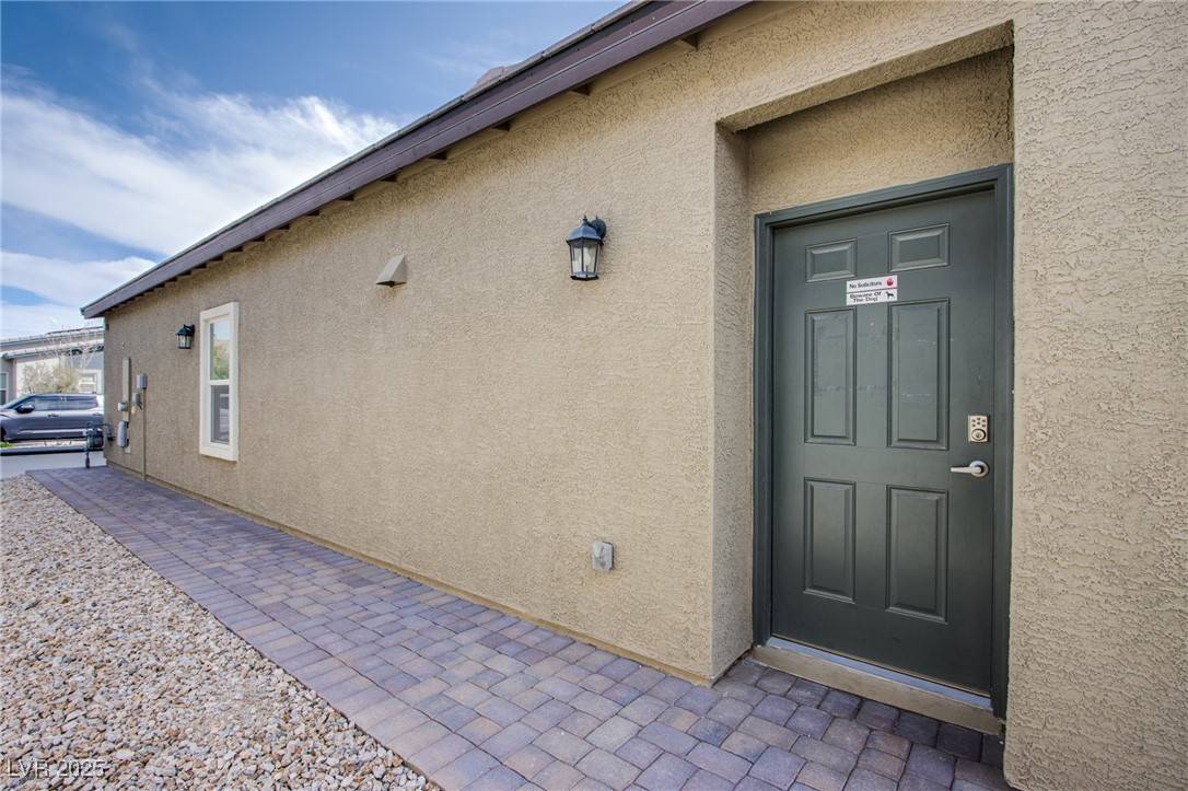 North Las Vegas, NV 89084,7517 Crested Moon ST