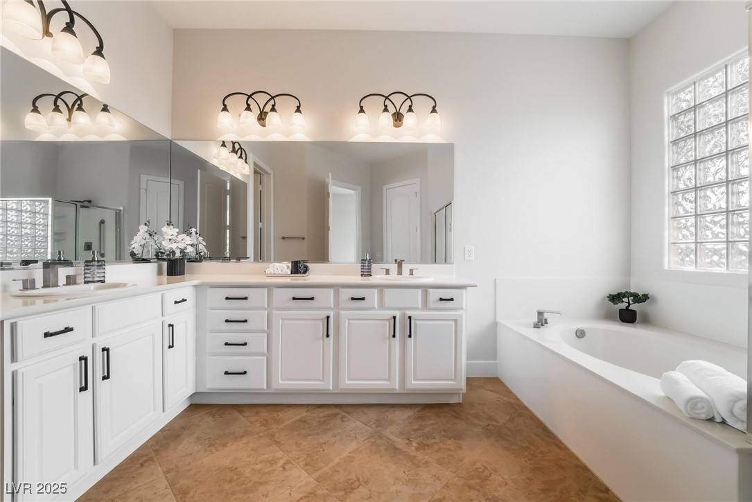 Henderson, NV 89044,2365 Black River Falls DR