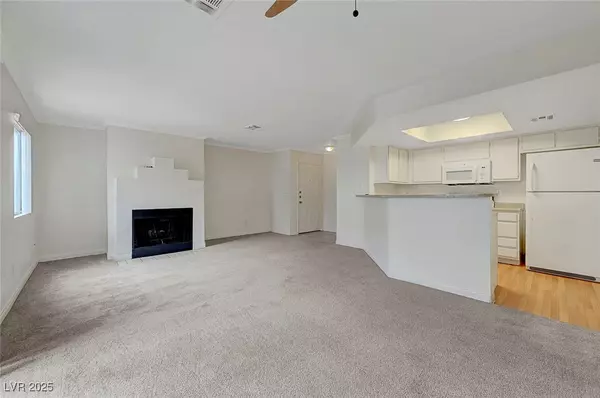 Las Vegas, NV 89117,8600 W Charleston BLVD #1128