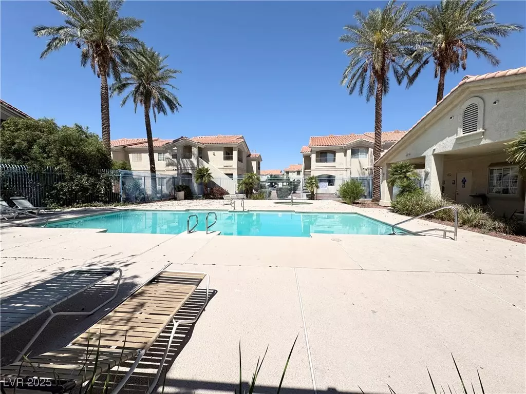 North Las Vegas, NV 89032,1881 W Alexander RD #2129
