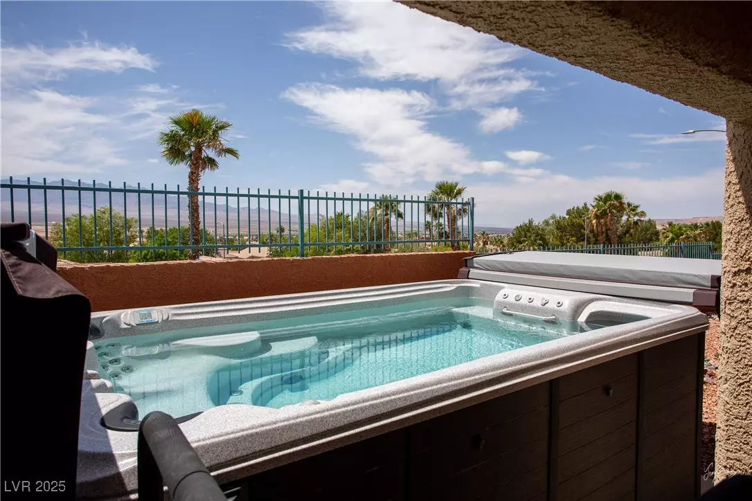 Mesquite, NV 89027,414 Crystal Canyon DR