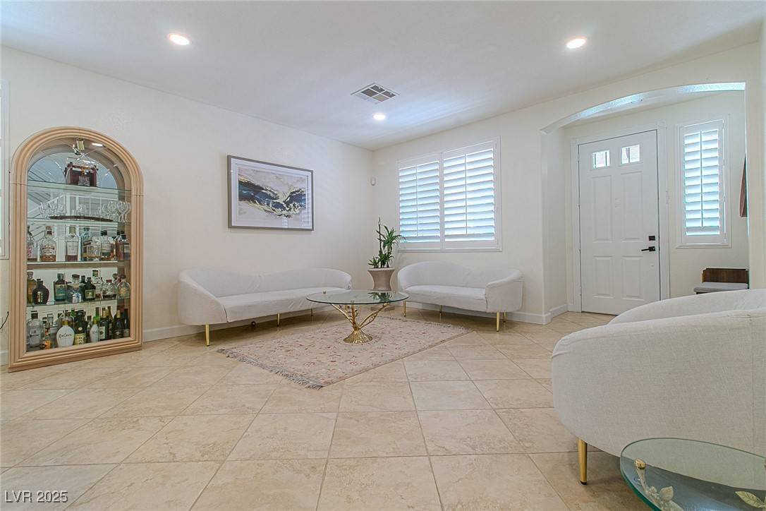 Las Vegas, NV 89144,10744 Balsam Creek AVE