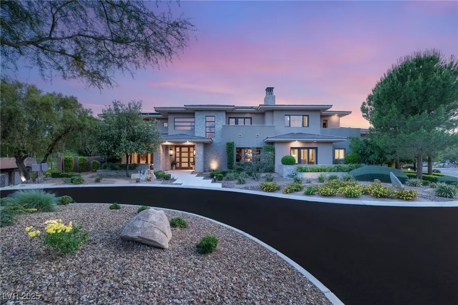 11 Misty Peaks CT, Las Vegas, NV 89135