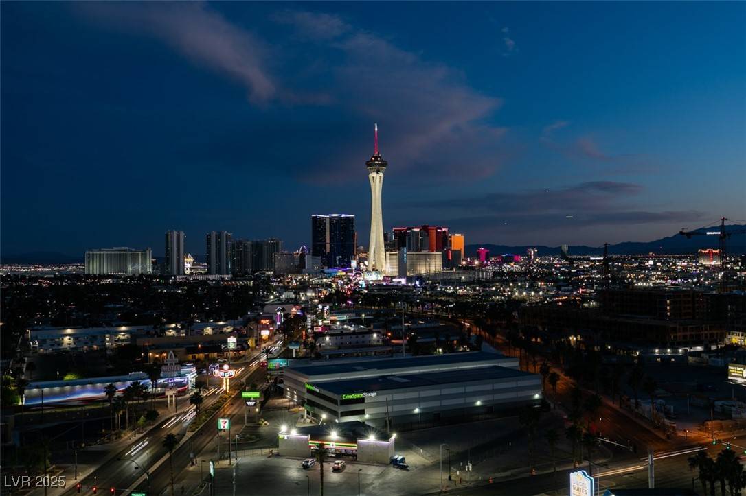 Las Vegas, NV 89101,900 Las Vegas BLVD #1209