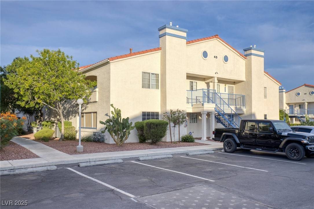 Las Vegas, NV 89121,2725 S Nellis BLVD #2049