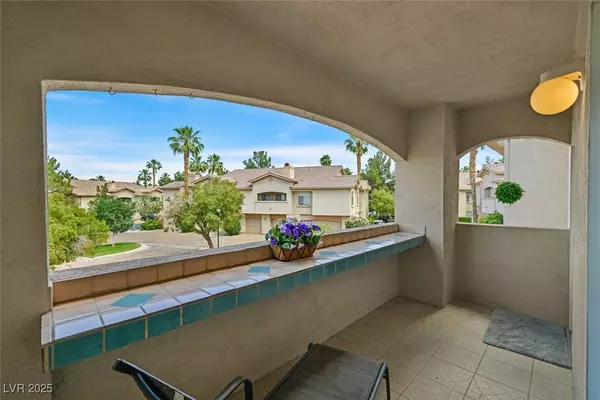 Henderson, NV 89014,2050 W Warm Springs RD #823