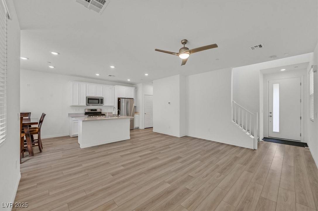 Las Vegas, NV 89166,8852 Flora Run AVE