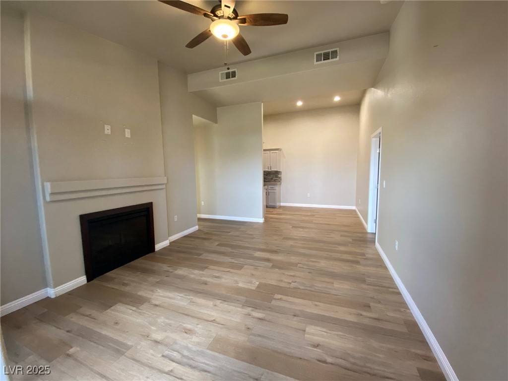 Las Vegas, NV 89129,3504 Desert Cliff ST #202