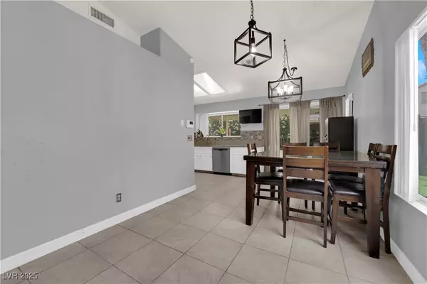 North Las Vegas, NV 89032,3905 Blairmoor ST