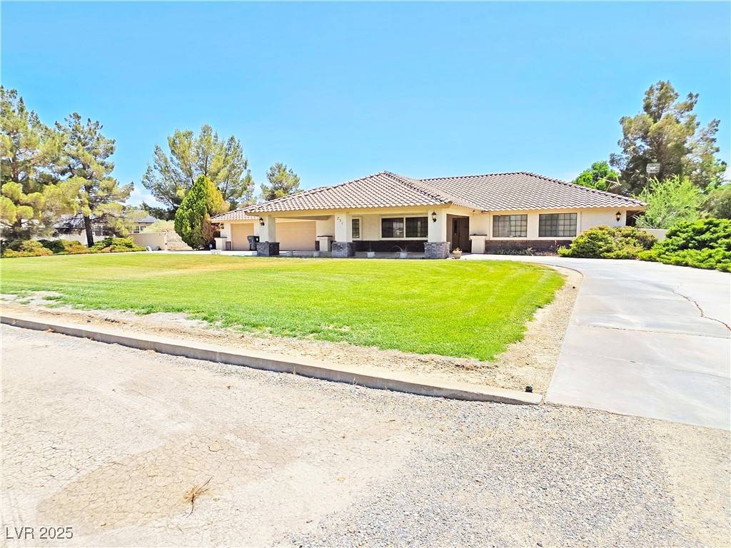 731 W Calvada BLVD, Pahrump, NV 89048