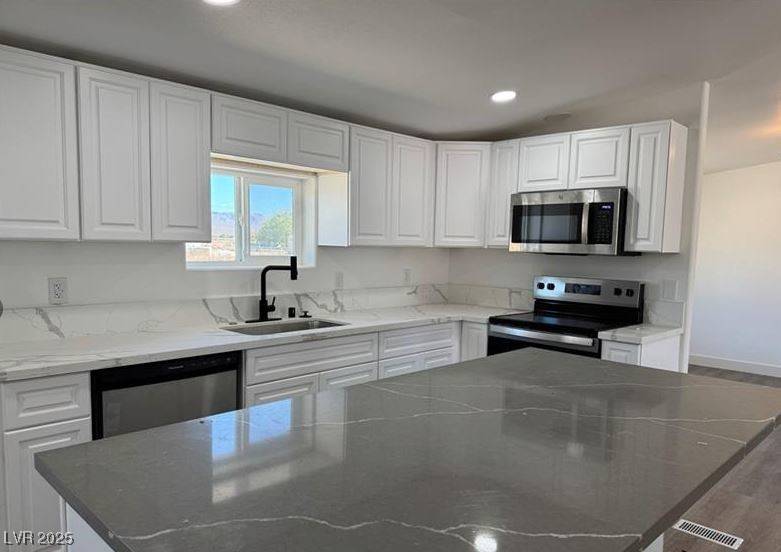 Pahrump, NV 89060,5121 N Linda ST