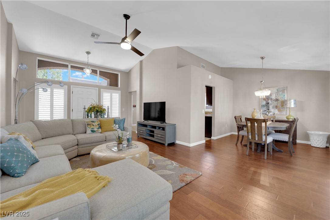 2701 Glencliff DR, Las Vegas, NV 89134