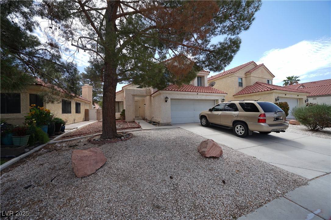 Henderson, NV 89074,156 Wynntry DR