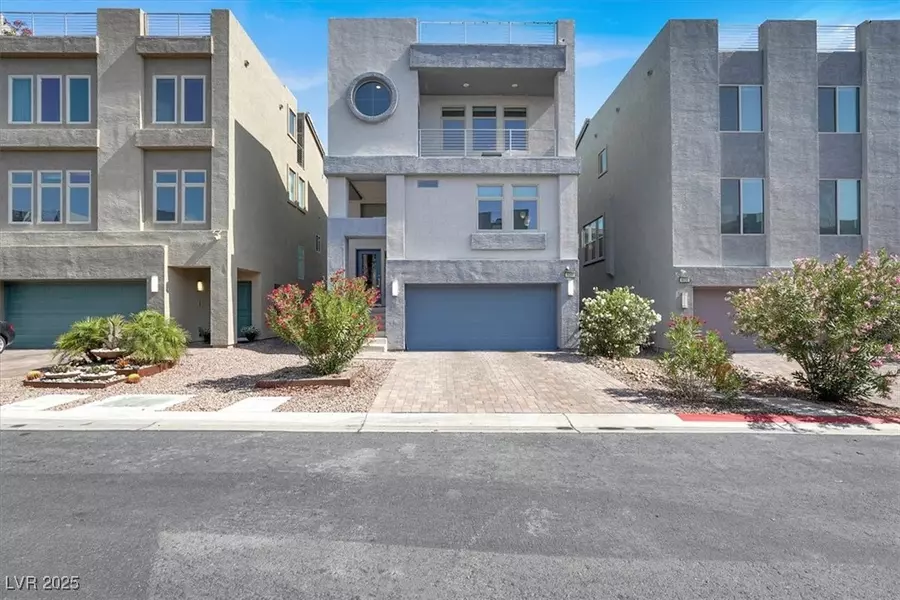 8060 Haywood Estate AVE, Las Vegas, NV 89113