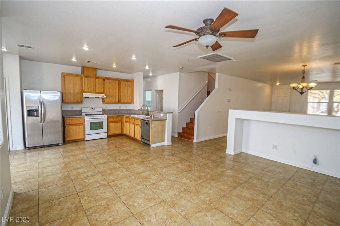 Las Vegas, NV 89148,132 Cadrow Castle CT