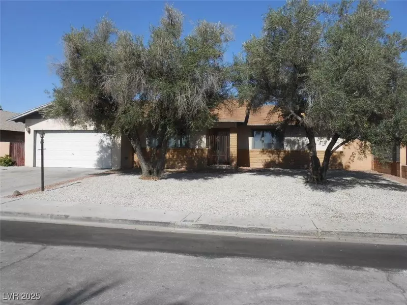 2204 Monterey AVE, Las Vegas, NV 89104
