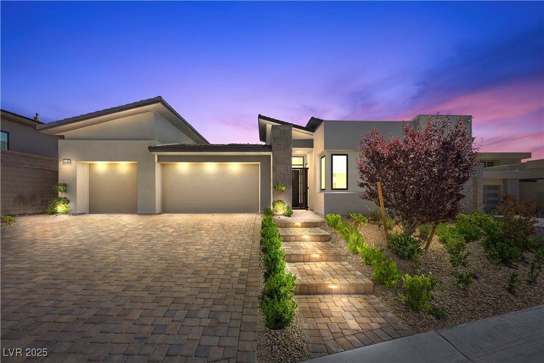 5166 Stone View DR, Las Vegas, NV 89135