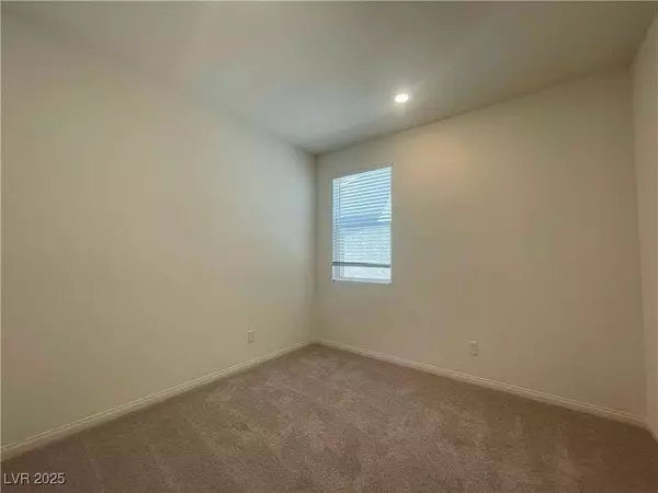 Las Vegas, NV 89113,7370 Daly Grove ST
