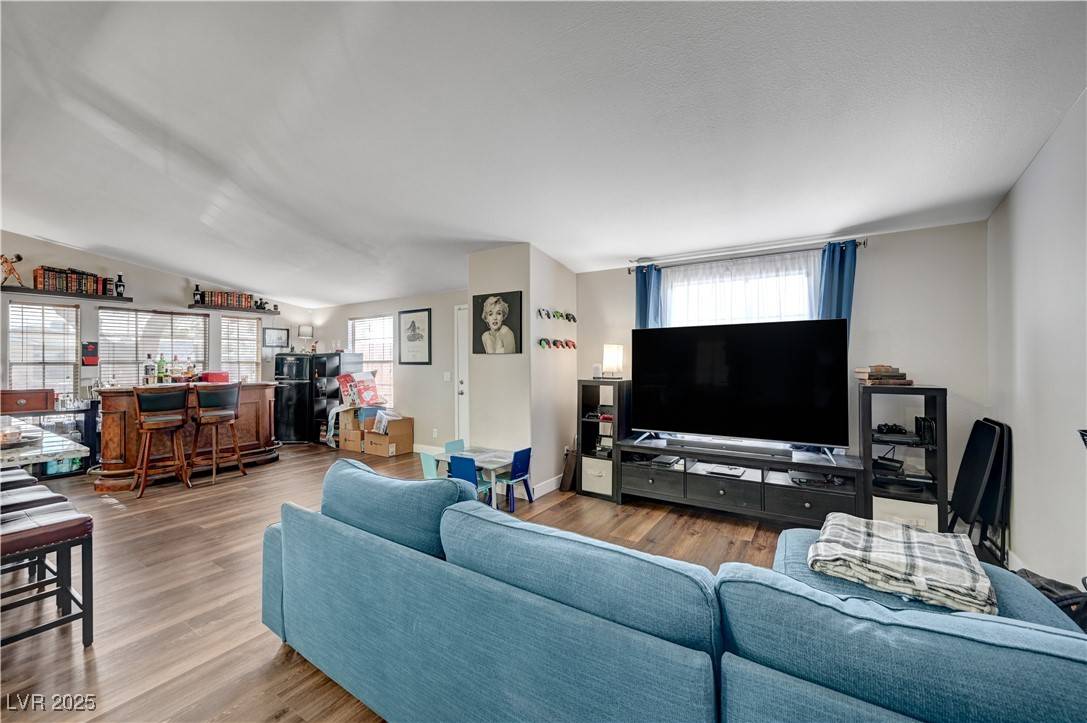 Henderson, NV 89015,508 Topaz AVE