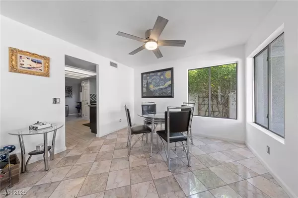 Henderson, NV 89015,823 Schooner DR