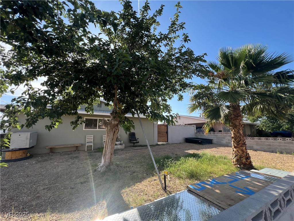 Las Vegas, NV 89104,1429 S Sandhill RD
