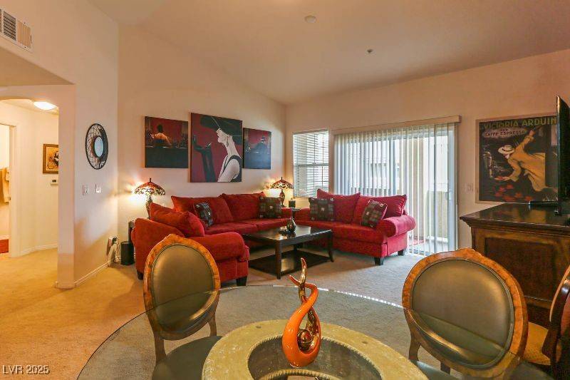 Las Vegas, NV 89148,8777 MAULE AVE #3116