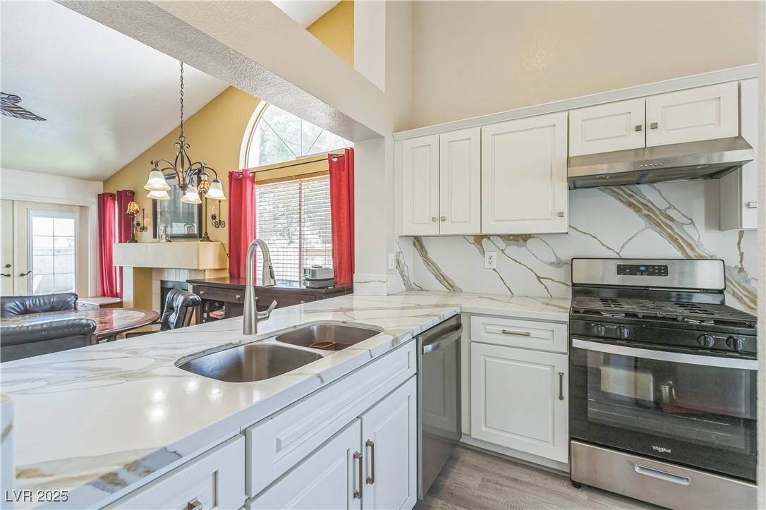 Henderson, NV 89074,169 Alterra DR