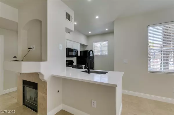 Las Vegas, NV 89148,9050 W Warm Springs RD #1117