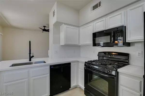Las Vegas, NV 89148,9050 W Warm Springs RD #1117