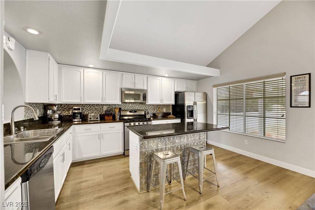 Henderson, NV 89074,2418 Antler Point DR