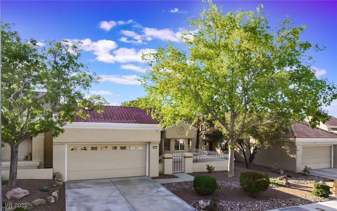 Las Vegas, NV 89134,2553 Showcase DR